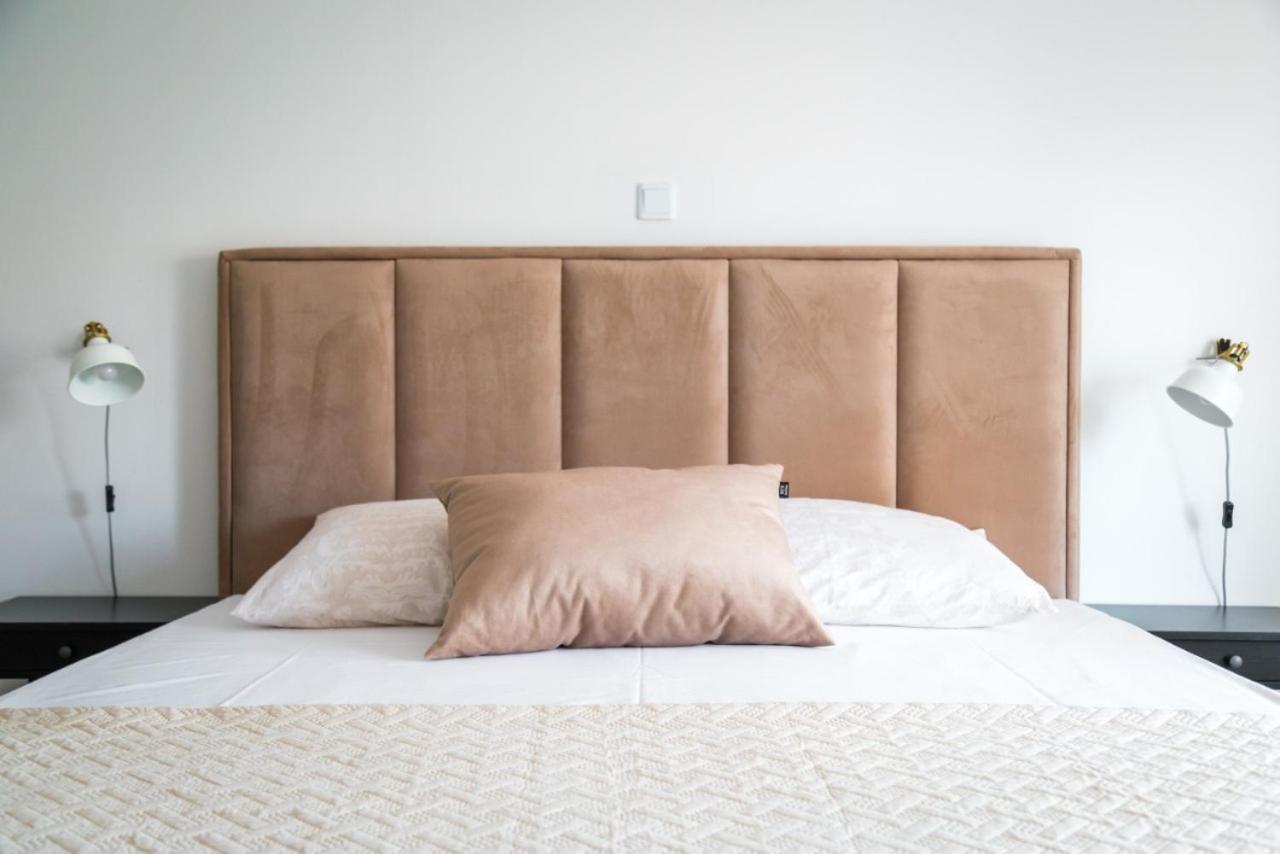 Apartman Regius White โตรกีร์ ห้อง รูปภาพ